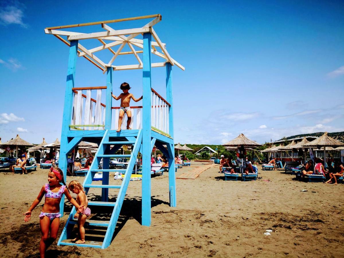 Beachfront, Tirana Guest House Velipoje Exterior photo